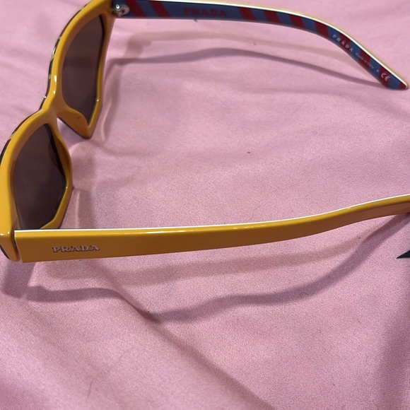 Prada Sunglasses - Picture 4 of 6